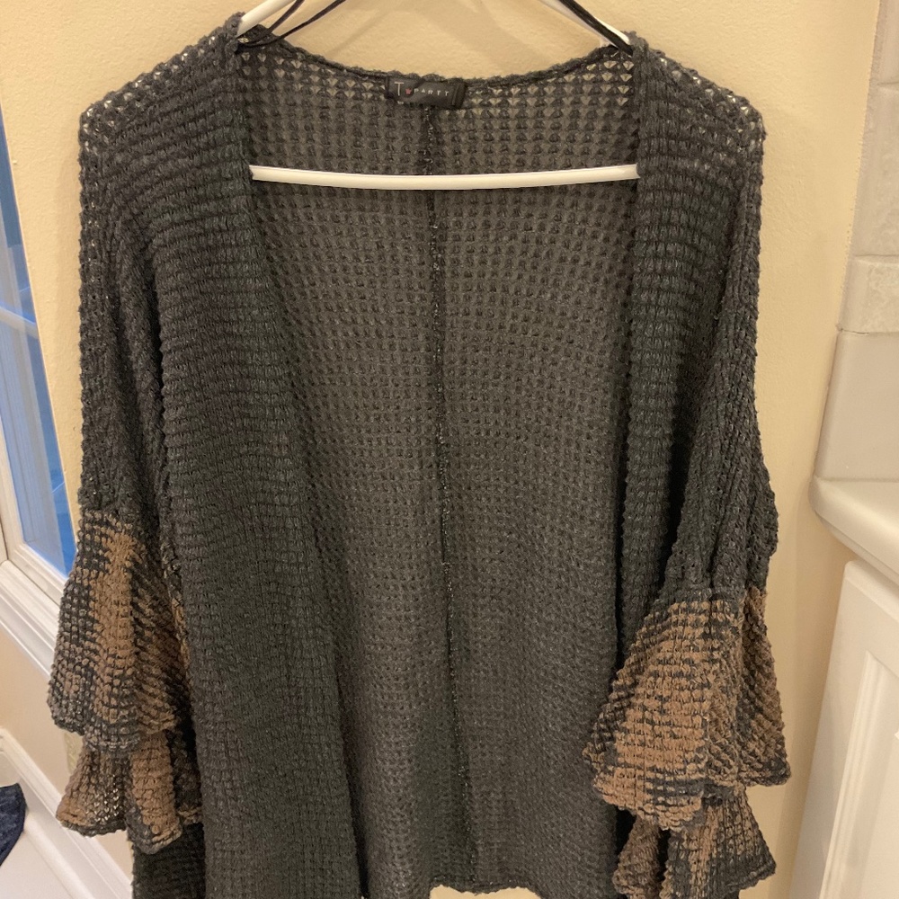 T-Party Ruffle Sleeve Cardigan